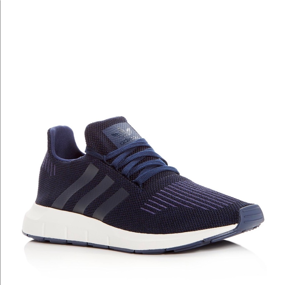 BRAND NEW Adidas men’s swift run